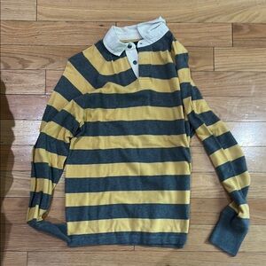 GAP Gray and Yellow Crewneck Sweater Classic Style